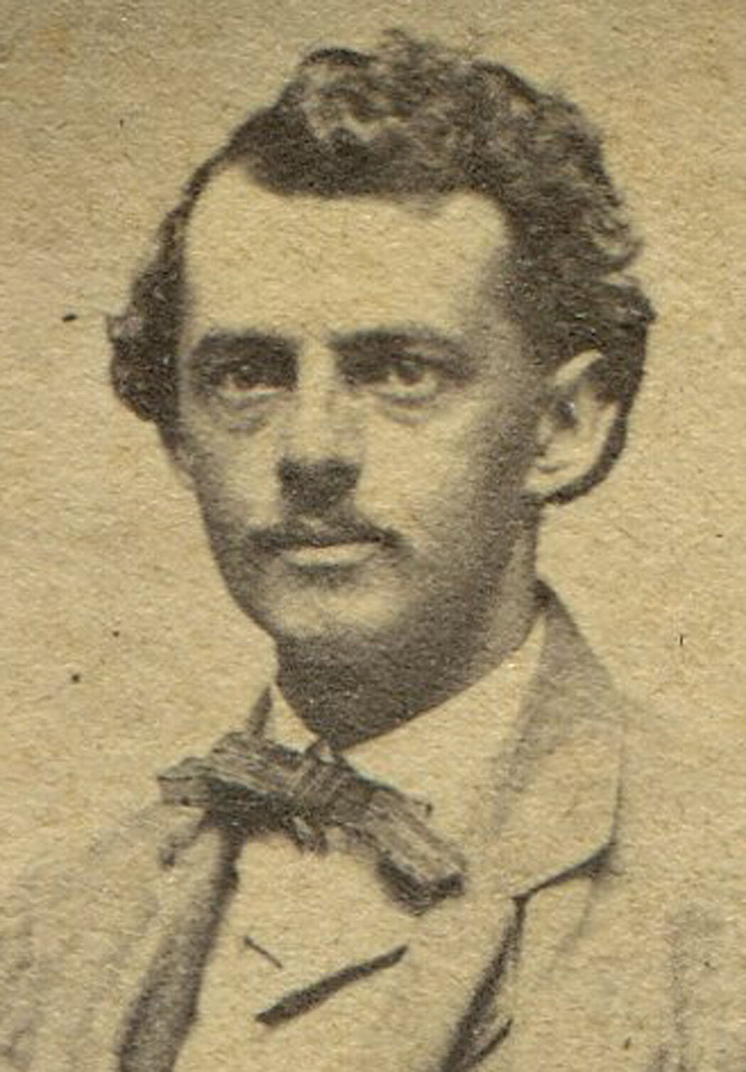 MAN, STANDING POSE, PAINTED BACKGROUND. CDV. BRIDGEPORT, CONN.