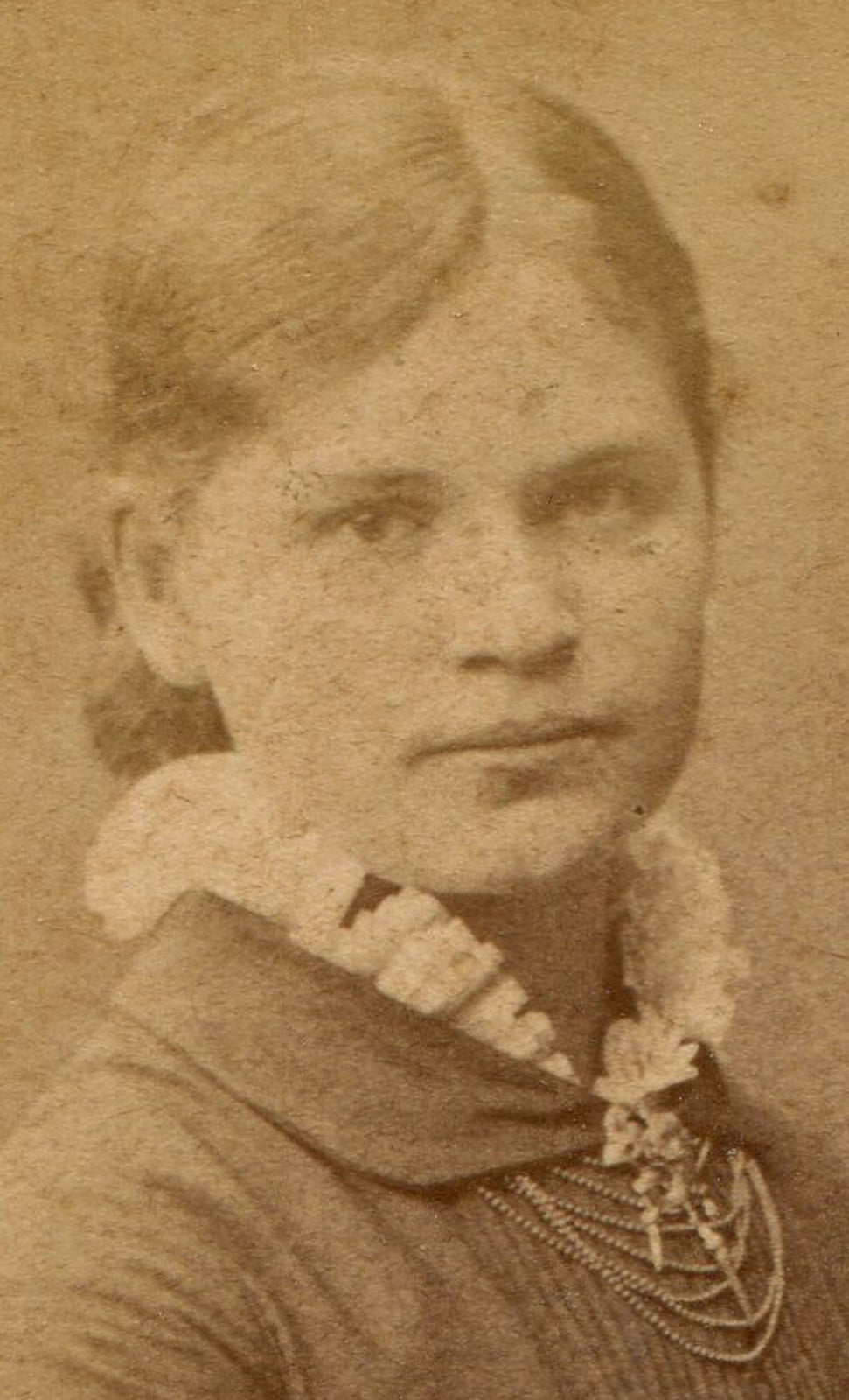 Vintage CDV Photo Beautiful Woman Arms Folded Carte de Visite Stockholm