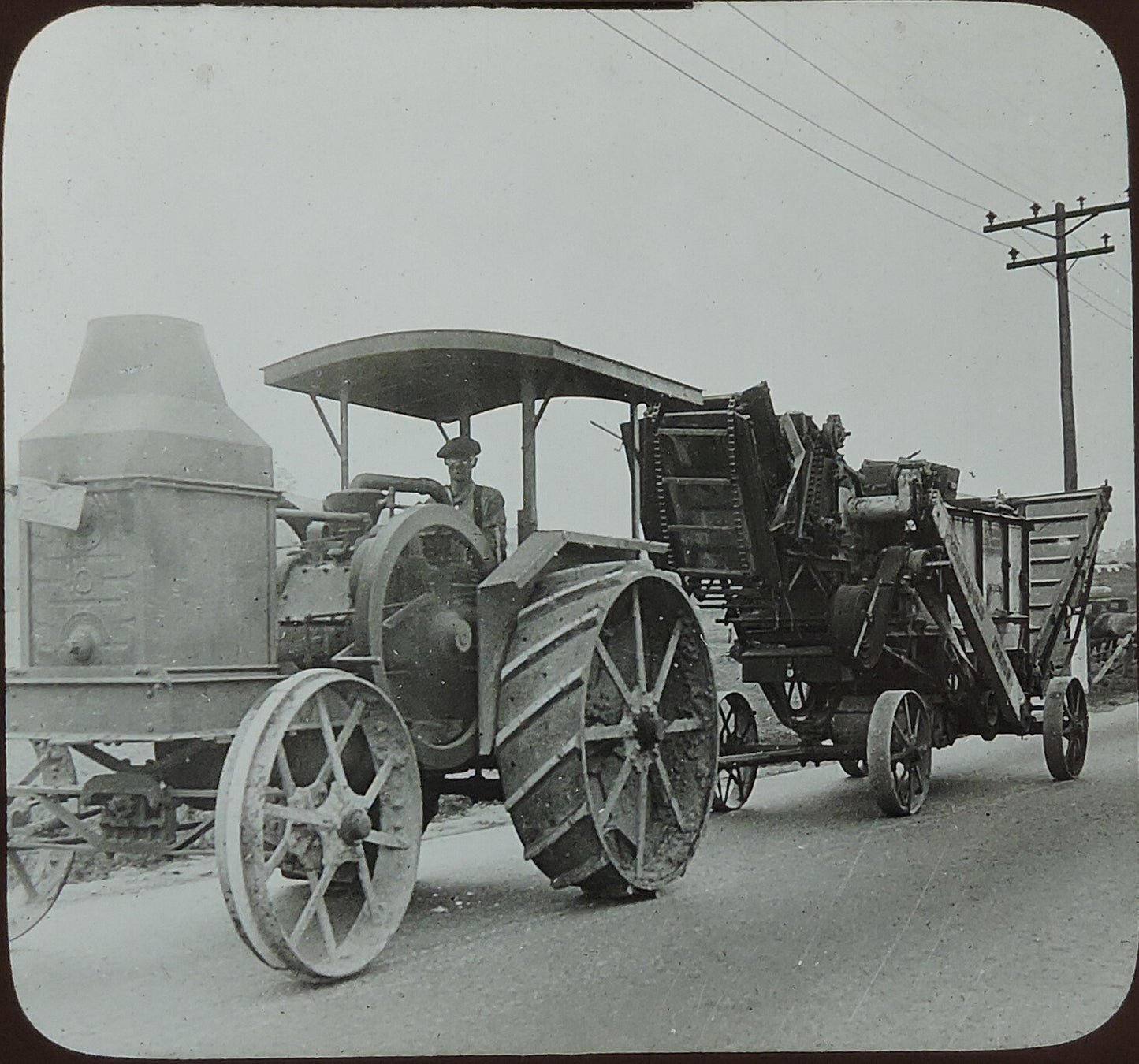 THRESHING MACHINE, TRATION ENGINE, INDUSTRIAL, FARMING, ILLINOIS, PHOTO ON GLASS