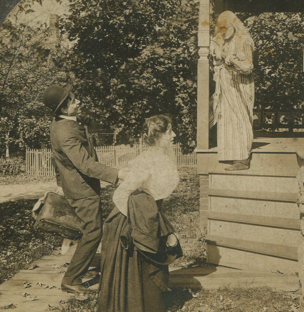 ELOPING COUPLE FACE DAD WITH GUN. COMEDY STEREOVIEW.