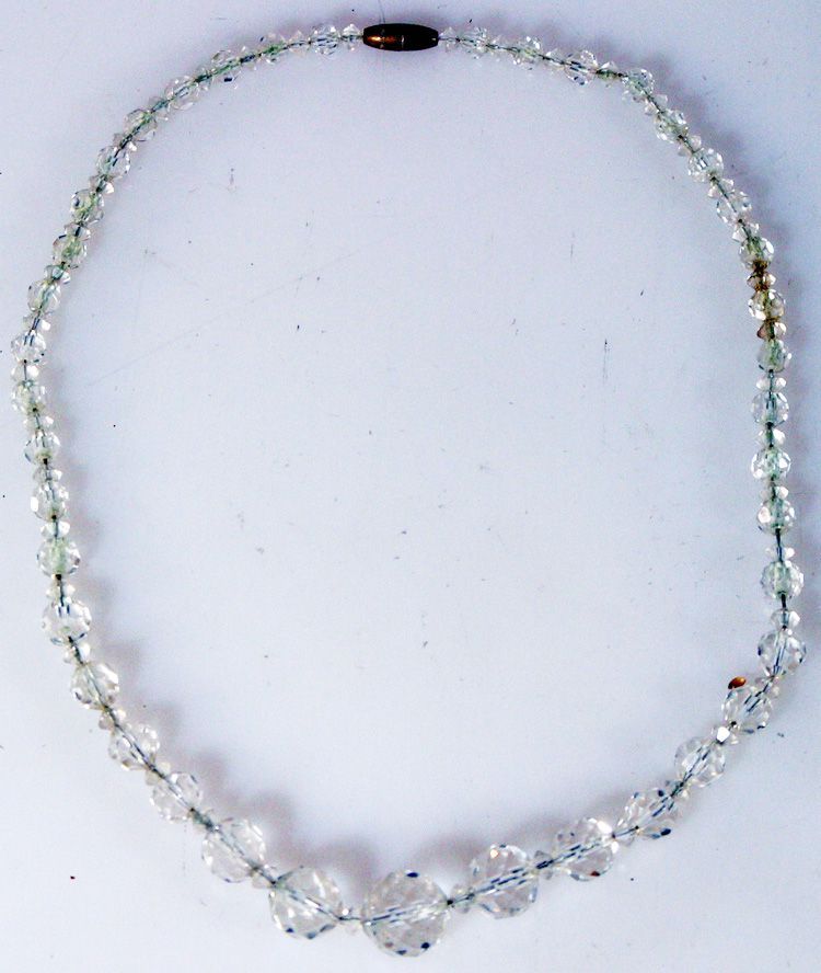 CRYSTAL NECKLACE VINTAGE