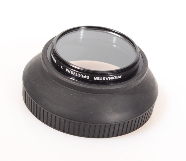 58MM RUBBER LENS HOOD W/UV FILTER
