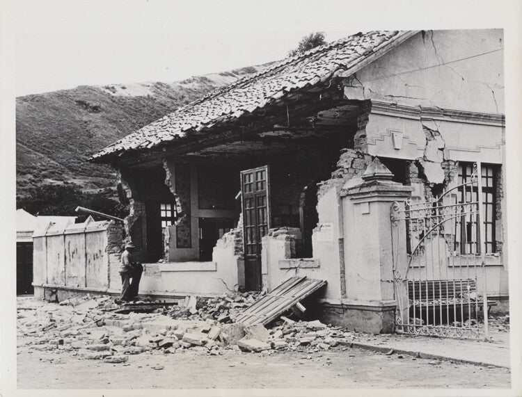 1949 HOUSE IN RUINS AFTER EARTHQUAKE - TINGA, ECUADOR