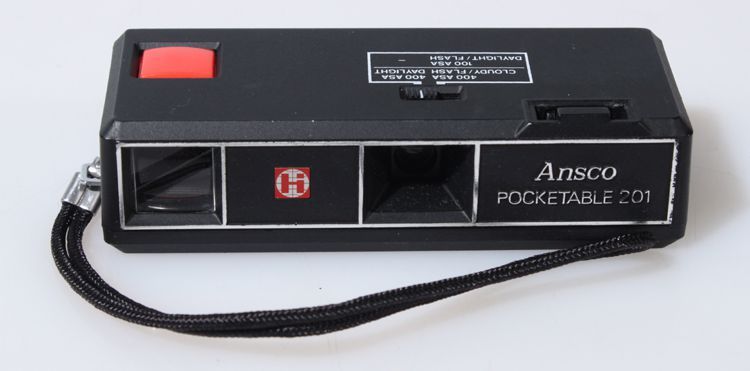 ANSCO POCKETABLE 201 VINTAGE POINT AND SHOOT W/WRIST STRAP