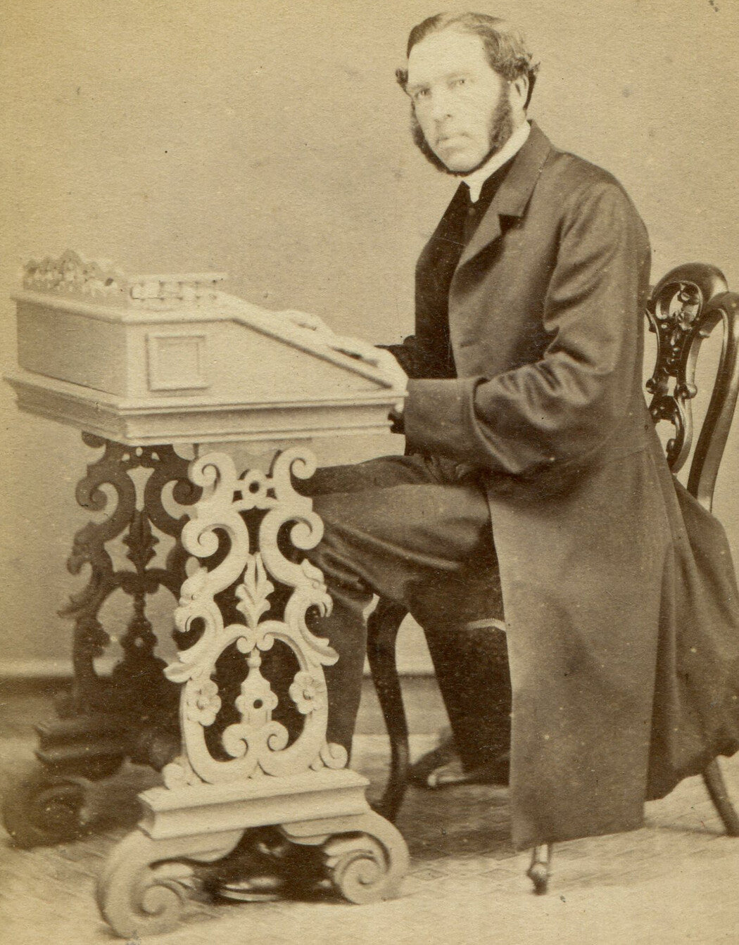 ENGLISH ARISTOCRACY, MAN POSED AT WRITING TABLE. CDV. WOODBRIDGE, ENGLAND.