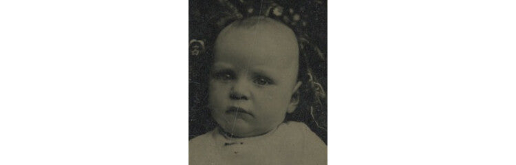 STUDIO PORTRAIT OF A CUTE BABY, 1/6 PLATE TINTYPE