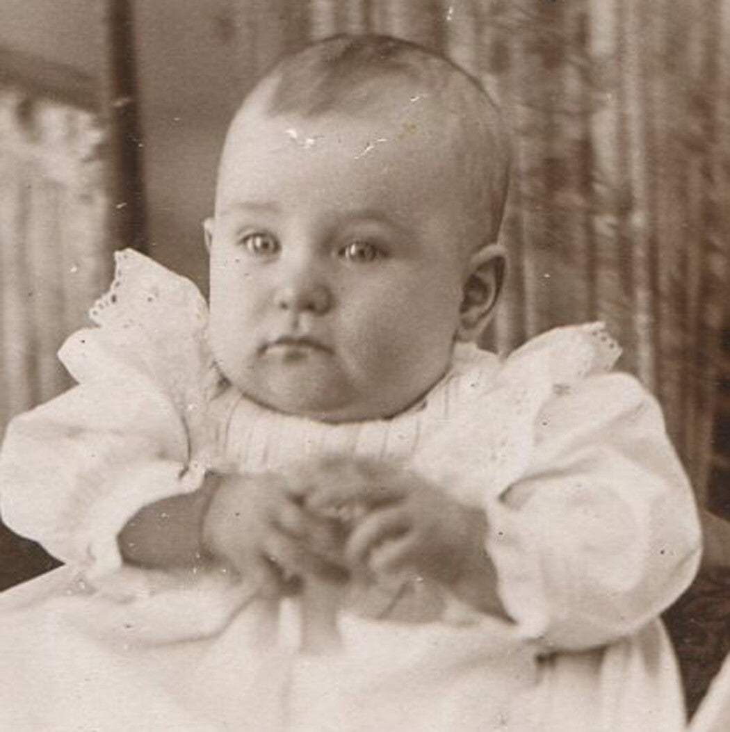 BABY ON VERY UNIQUE CHAIR. CABINET CARD. CADIZ, OHIO.