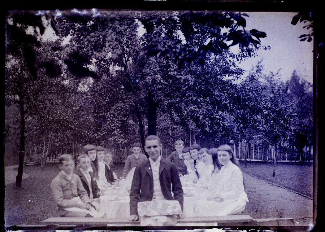 AMERICAN MIDDLE CLASS AT LEISURE, OR CULT PHOTOS.GLASS NEGATIVES, 1880-1900.