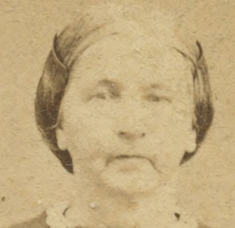 CIVIL WAR ERA LADY CDV STUDIO PORTRAIT W/ STAMP