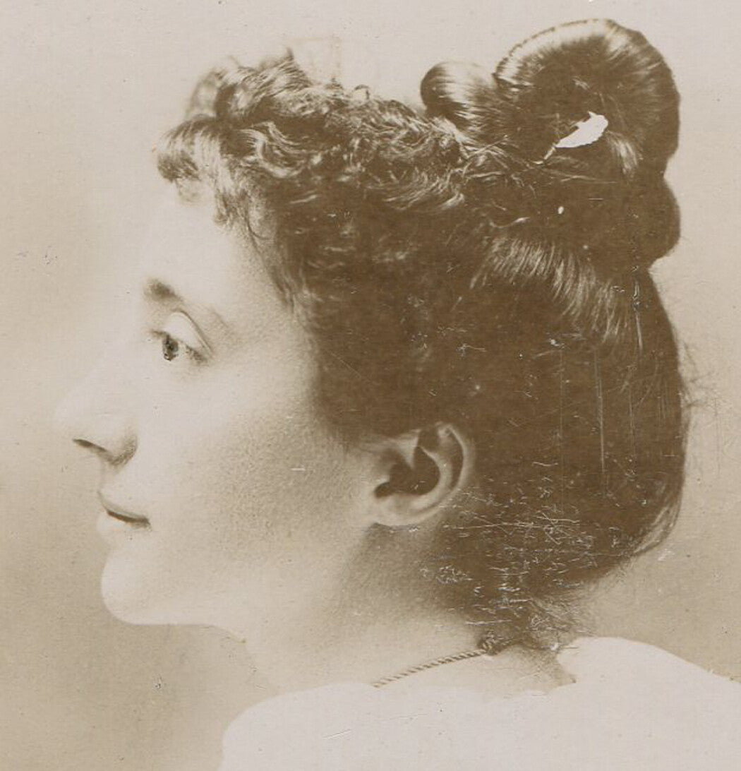 WOMAN, PROFILE POSE, HAIR STYLE HAS TEAPOT HANDLE. CABINET CARD. BARRE, MASS.