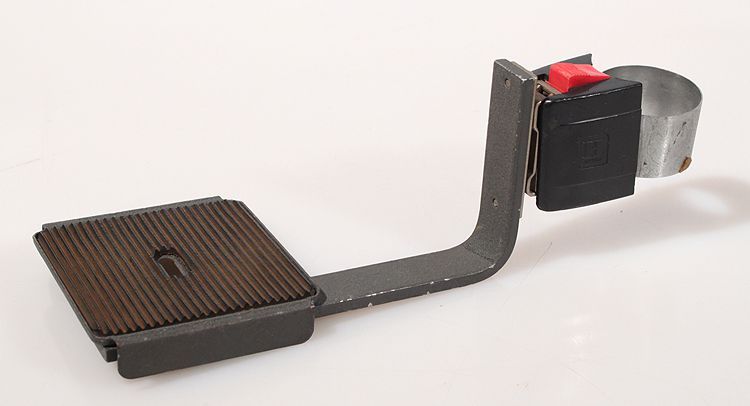 QUICK RELEASE FLASH BRACKET