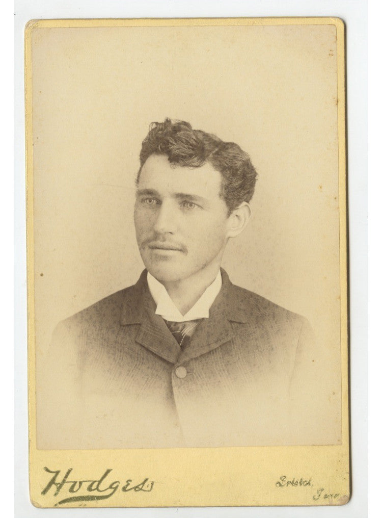 CAB CARD PHOTO MAN FROM BRISTOL, TX, BY HODGES