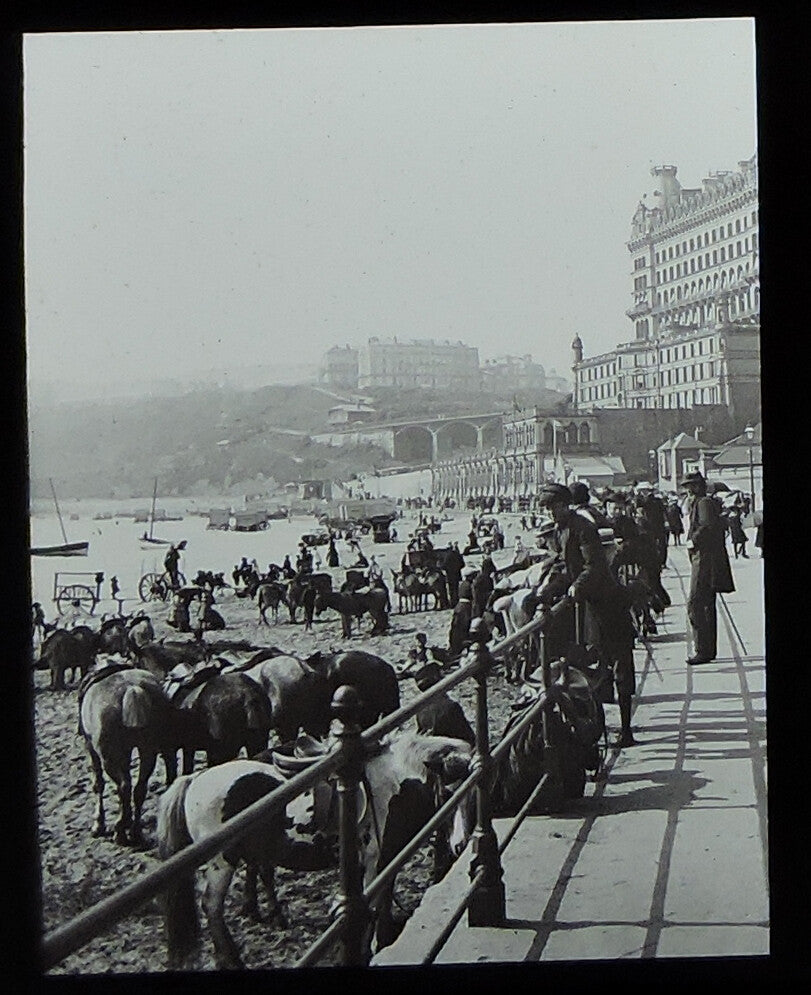 PHOTO ON GLASS VINT ORIGINAL, BOARDWALK, PEOPLE, HORSES/PONIES, PALACE?