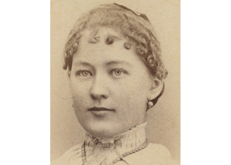 WINFIELD, KAN, CDV PHOTO BY RODOCKER, PORTRAIT OF PRETTY LADY