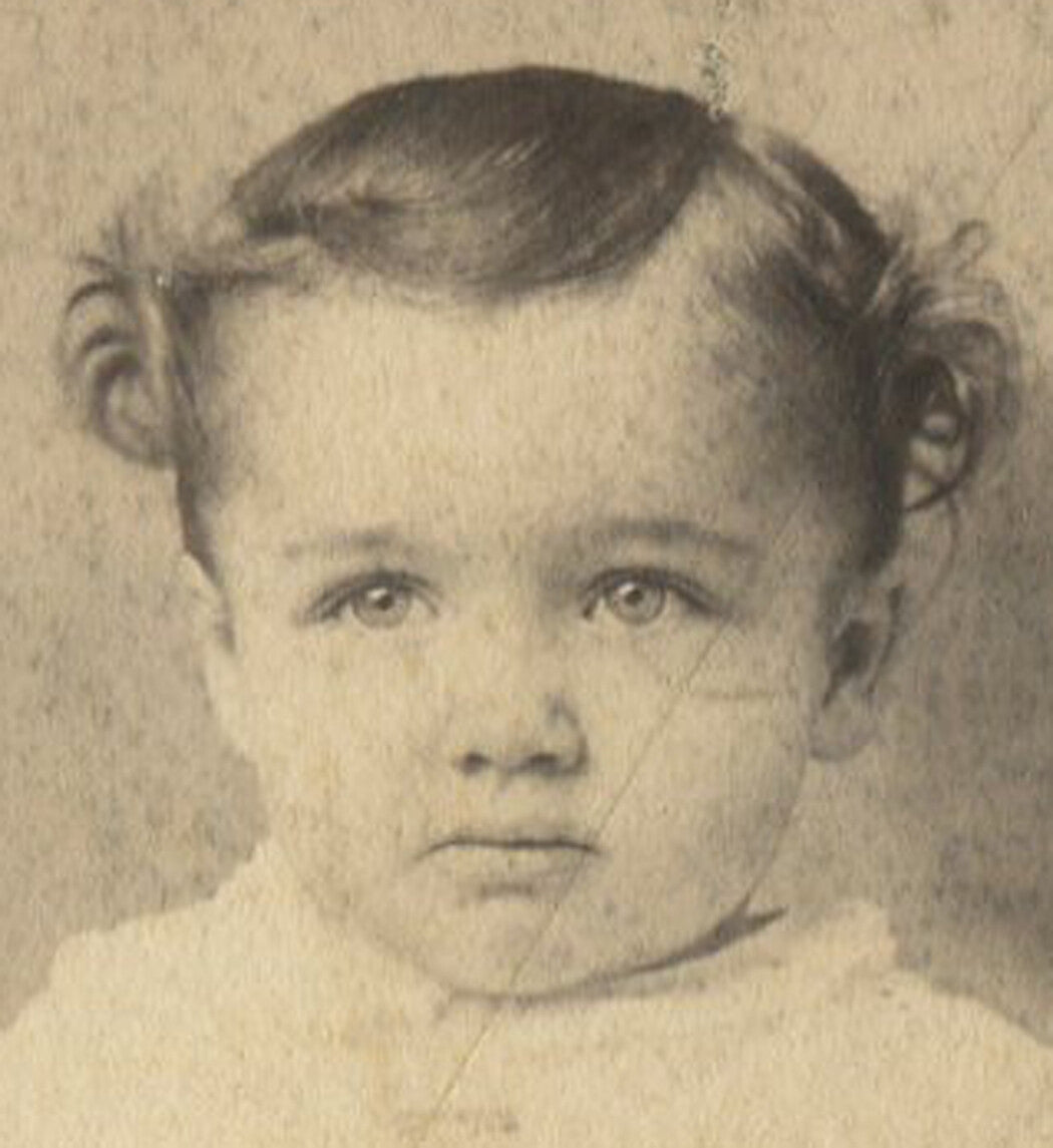 YOUNG GIRL W/ INSANELY CUTE SHORT PIGTAILS. CABINET CARD 2 SET. KANSAS CITY, MO.