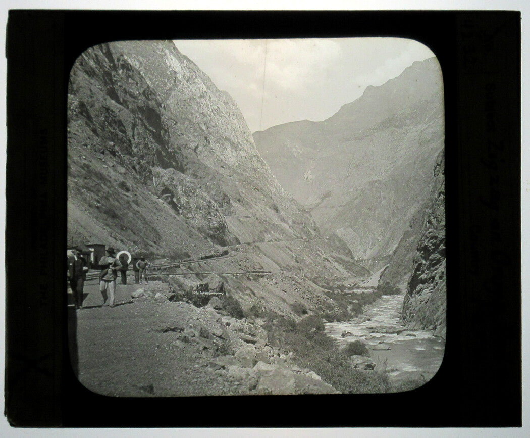 ZIGZAG ON OROYA RAILROAD. PERU. PHOTO ON GLASS.