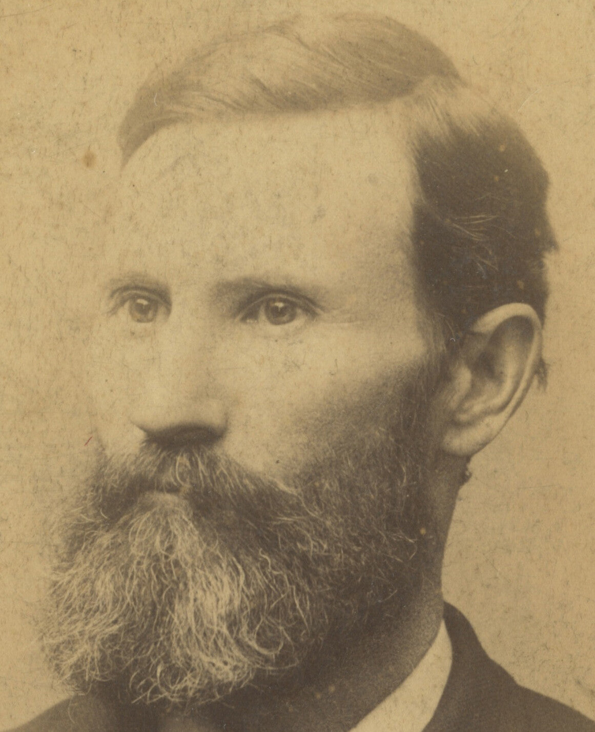 FROM GALLIPOLIS, OH, PHOTO MAN W/ GREAT BEARD, SUIT