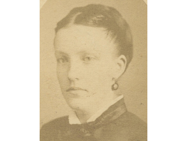 TOWANDA, PA, PHOTO BY WOOD, LADY W/ PRETTY DRESS