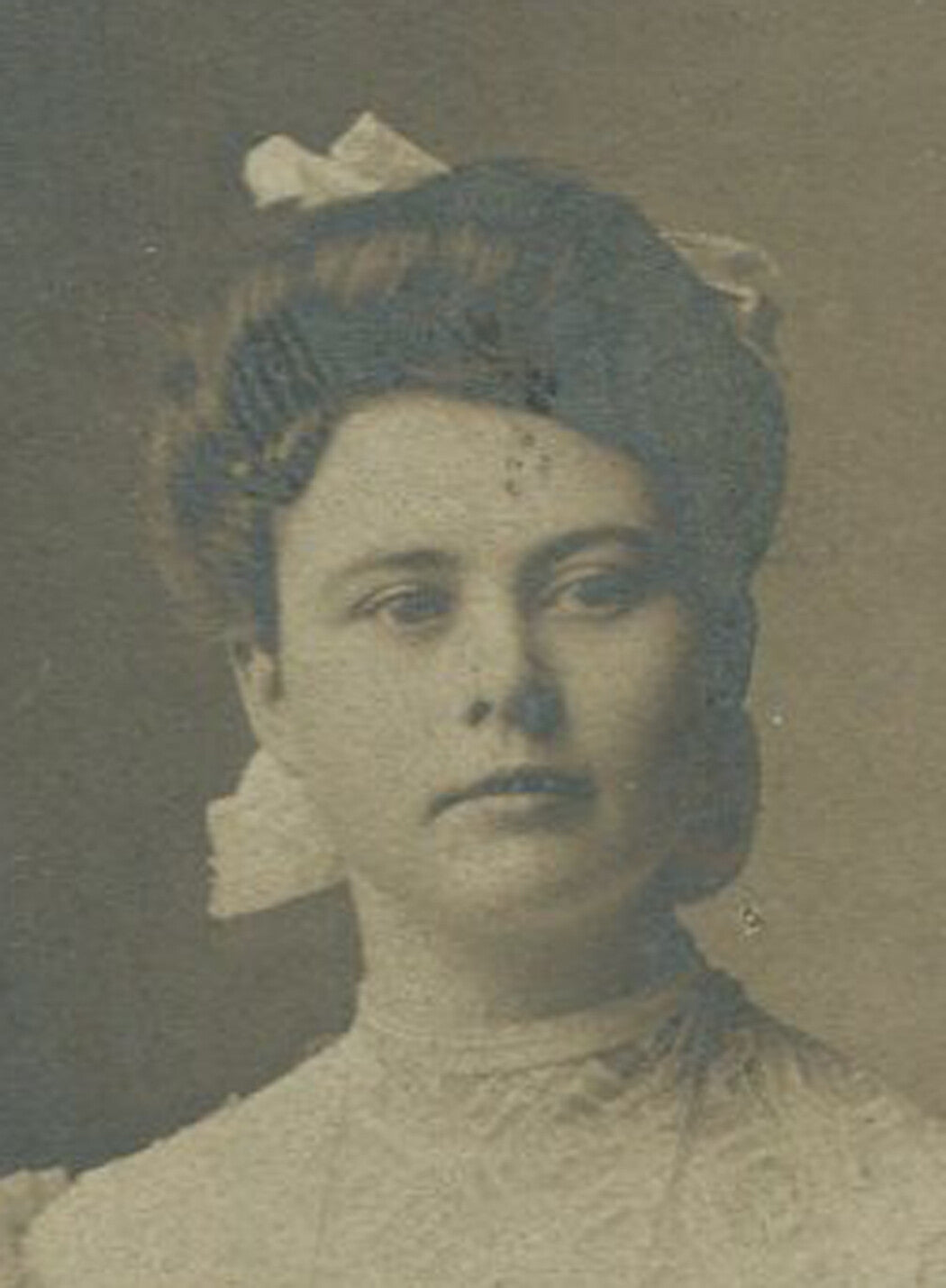 YOUNG WOMAN, STANDING POSE. NARROW TONED B W PRINT. 5.5 X 2.25 IN.