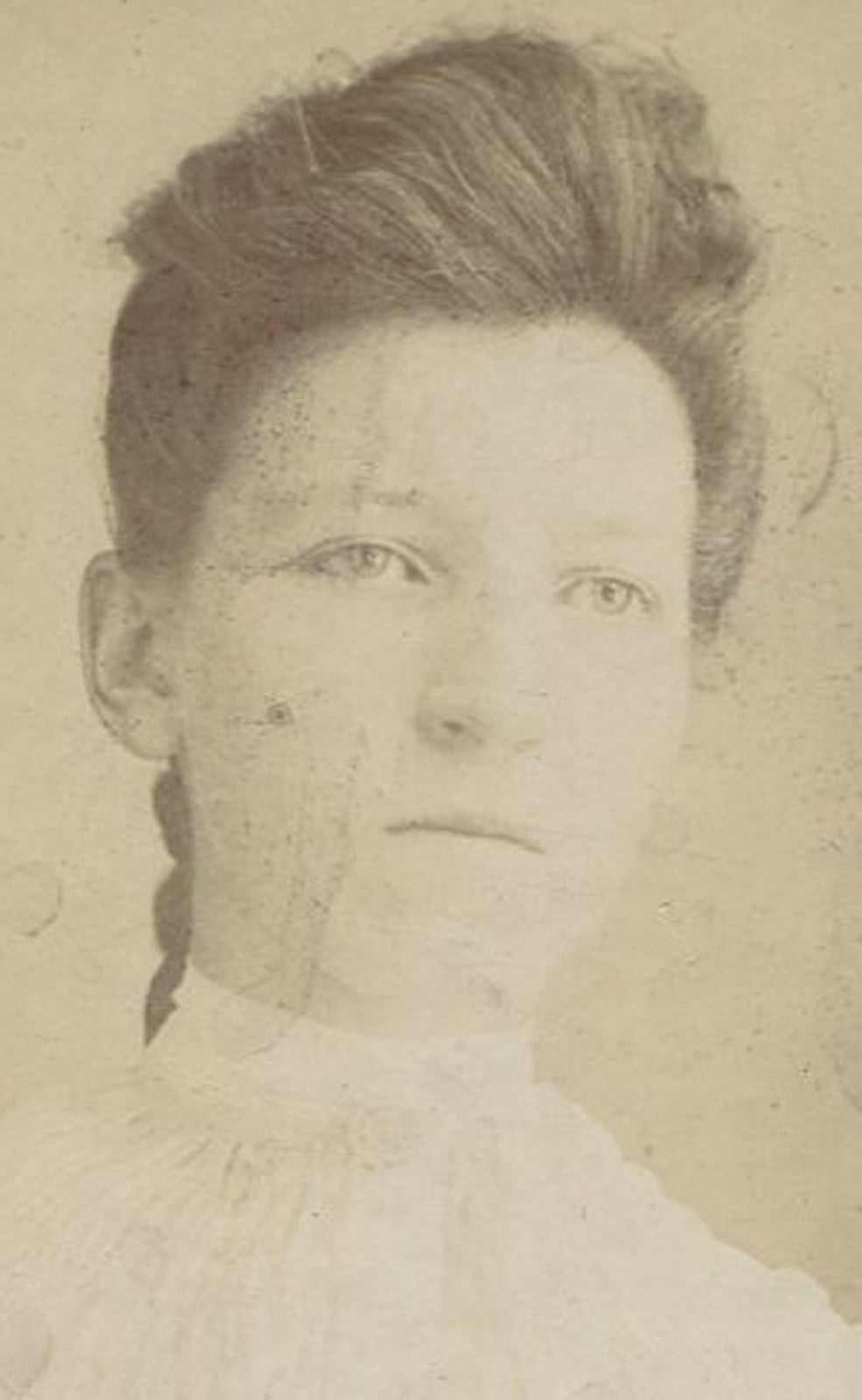WOMAN WITH PUNK ROCK POMPADOUR HAIRSTYLE. CABINET CARD.
