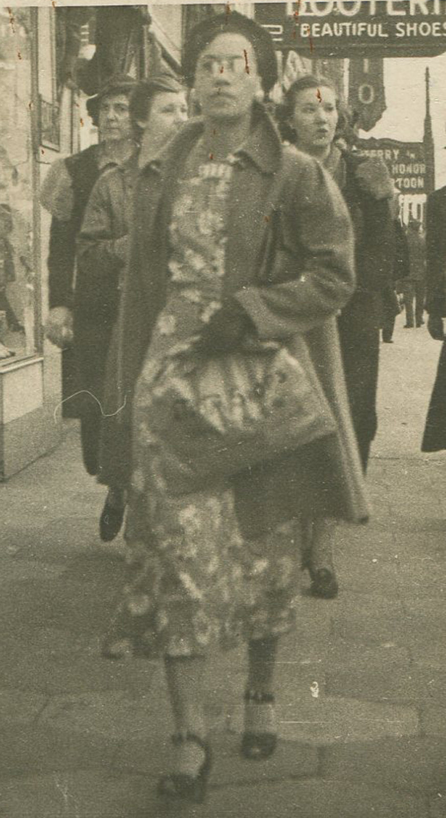AFRICAN AMERICAN FAMILY AT LEISURE. 1930-40s. 4 SET.