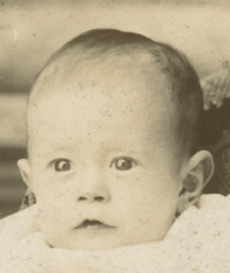 CAB CARD PHOTO BABY IDED AS REASE DAVIS FROM CENTERBURG, OH
