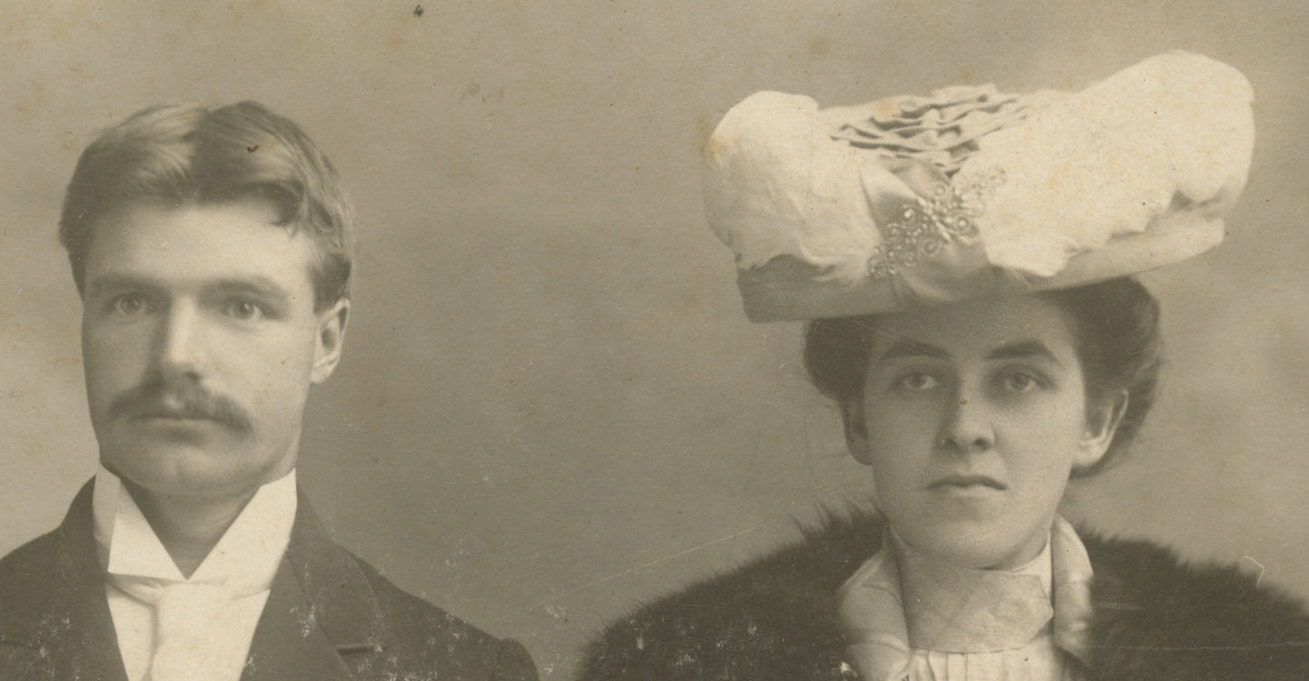 GREAT HAT, STYLISH COUPLE FROM CAMPBELLFORD, ONTARIO, PHOTO