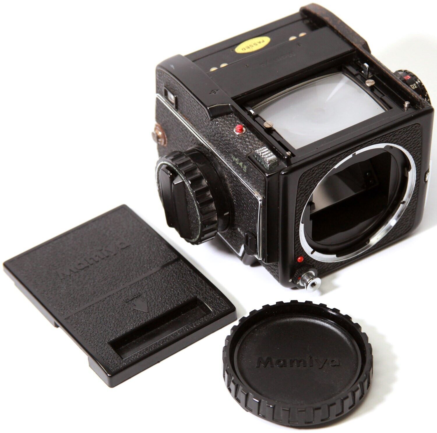 Lot 156 - A Mamiya 645 Super Medium Format Camera Lot 156 - A Mamiya 645 Super Medium Format Camera
