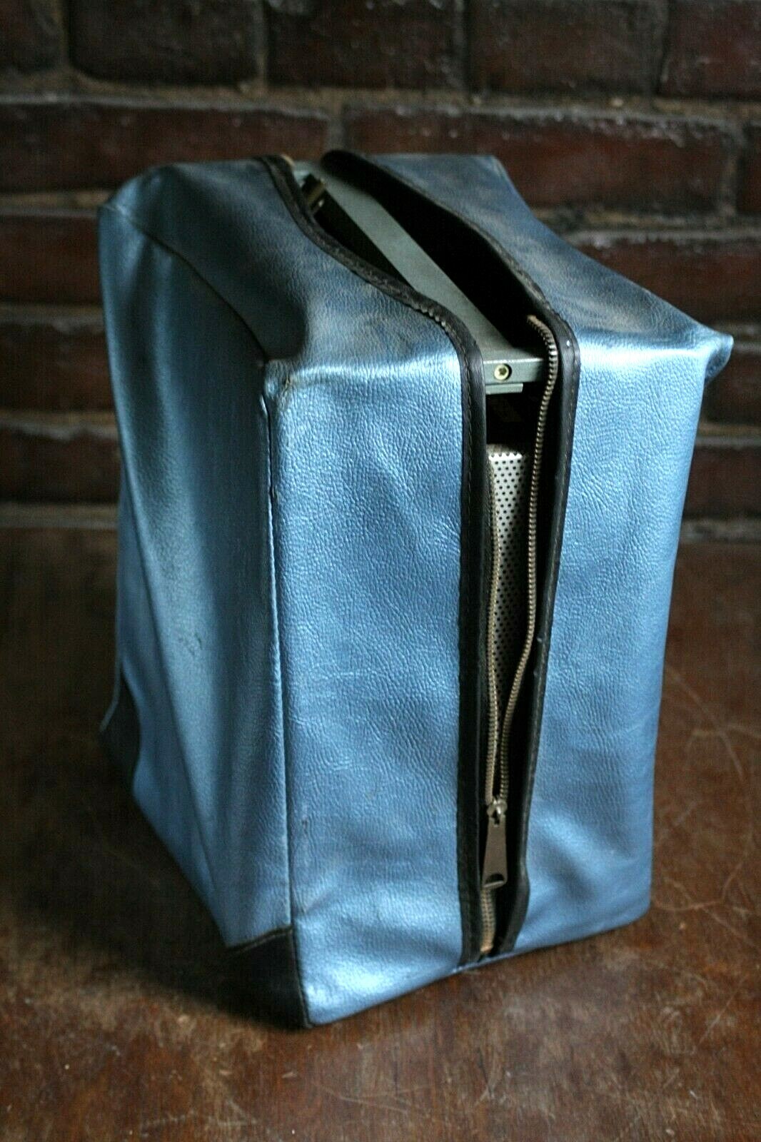 Ascor Light 360 Power Pack with Case