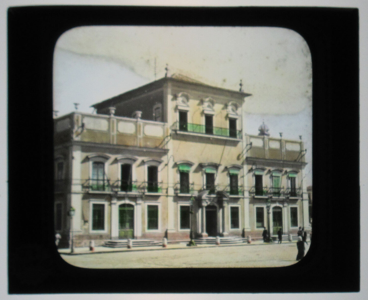 BUILDINGS, STREET SCENE. BRAZIL.TINTED PHOTO ON GLASS.