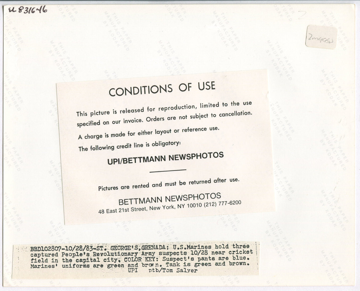 U.S. MARINES INVADE GRENADA, 1983. 8X10 COLOR PHOTO.