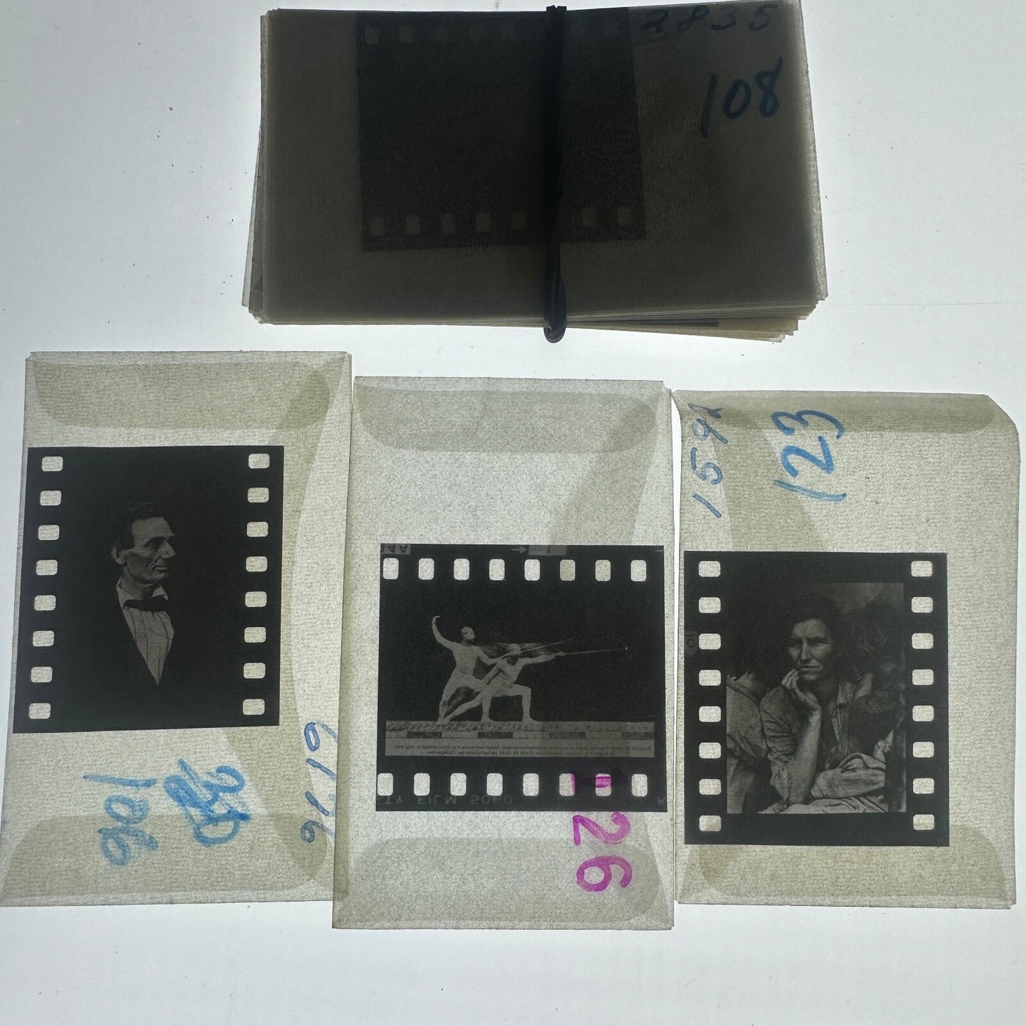 Professional Photography "Famous Photographs" 35mm Unmounted Slides lot of 30