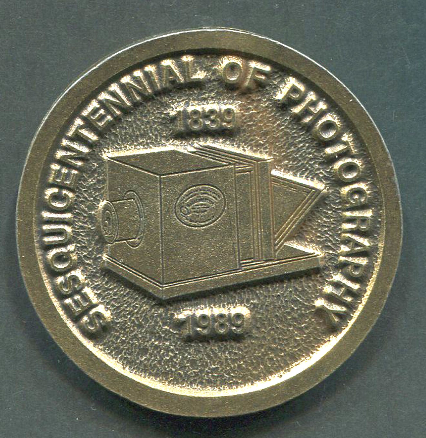 SQUICENTENNIAL OF PHOTOGRAPHY SOUVENIR BRASS METAL TOKEN. 1839-1898. 2in