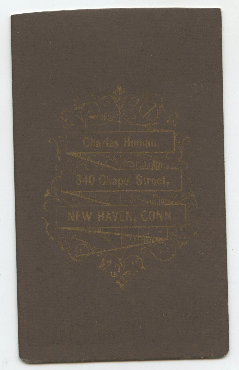 NEW HAVEN, CONN, LADY W/ NECKLACE, PHOTO BY HOMAN