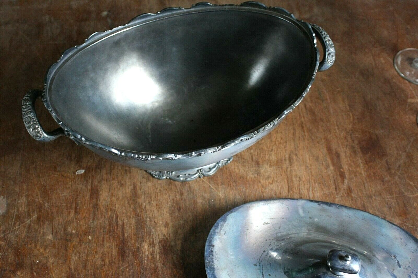 2 1/2 Qt Antique Serving Dish