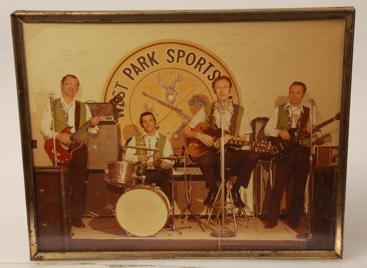 8X10 VINTAGE PHOTO OF 1970S BAND AT WEST PARK SPORTS LOUNGE