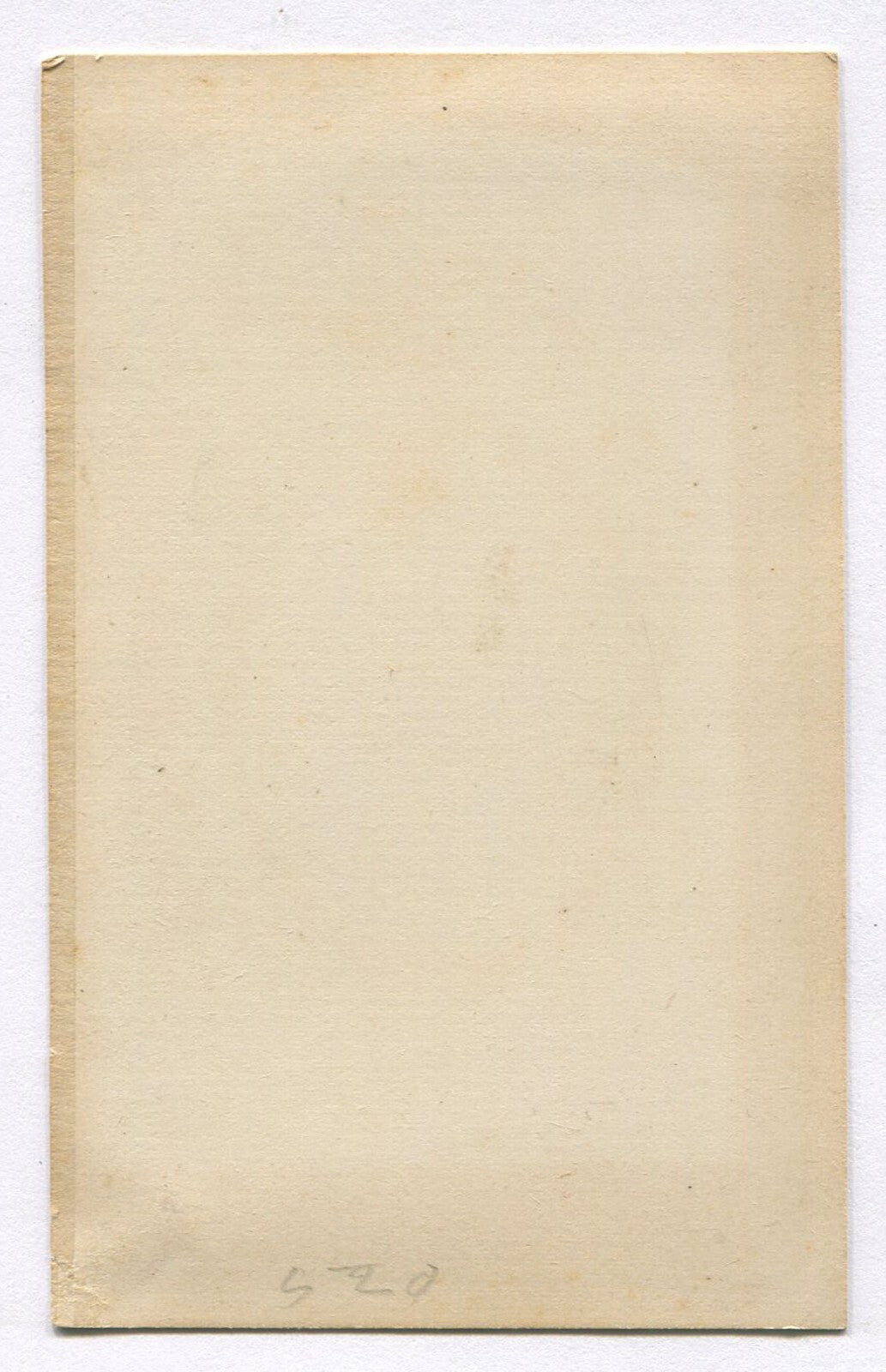 OLD WOMAN, BONNETT, SEATED POSE. CDV.