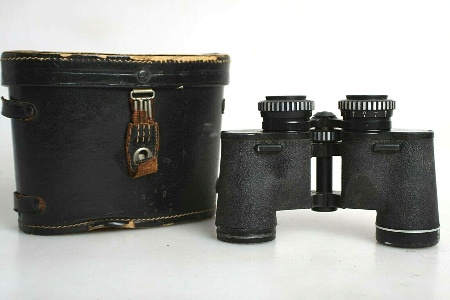 Tasco 7X35 Extra Wide Binoculars #82598 with Case