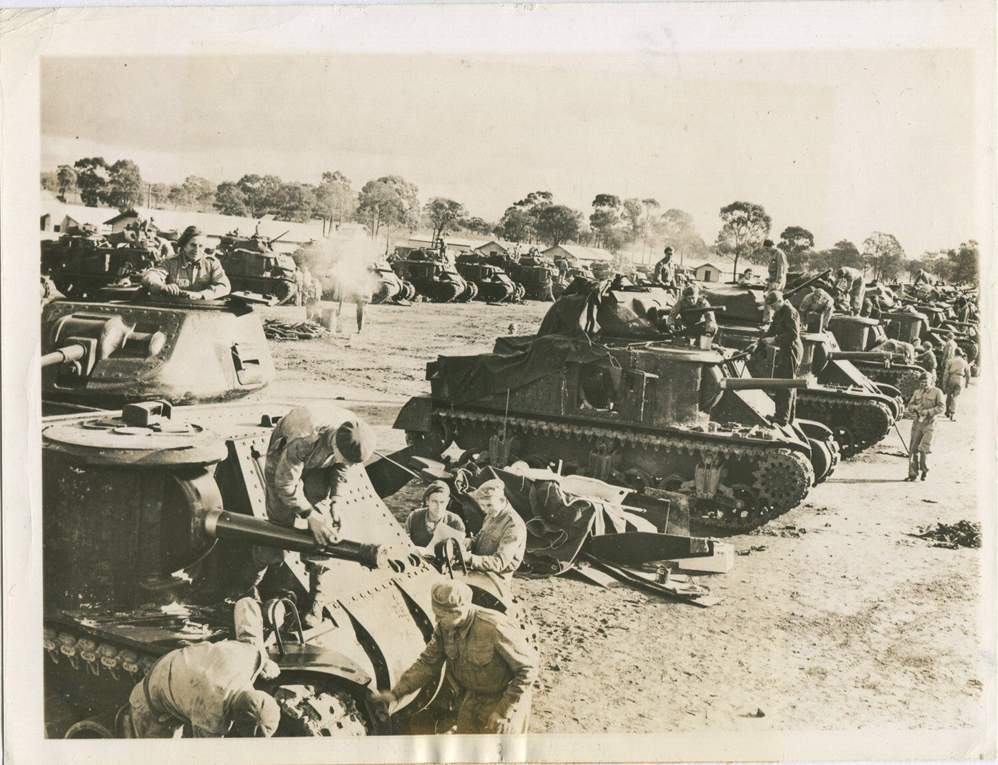 Vintage World War II Photo 8x10: Australian Tank Crews Manning US Tanks, Reprint