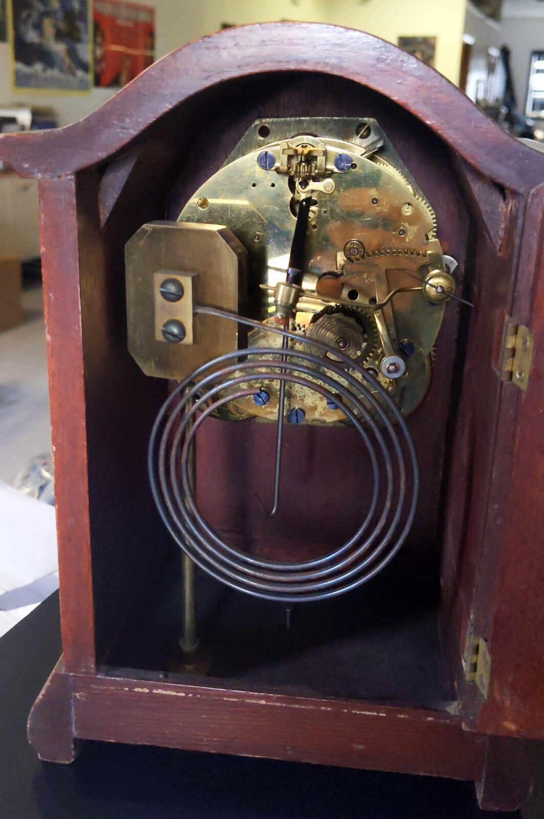 Vintage New Haven Mantel Clock with Porcelain Dial, Mahogany Inlay, Time & Strike