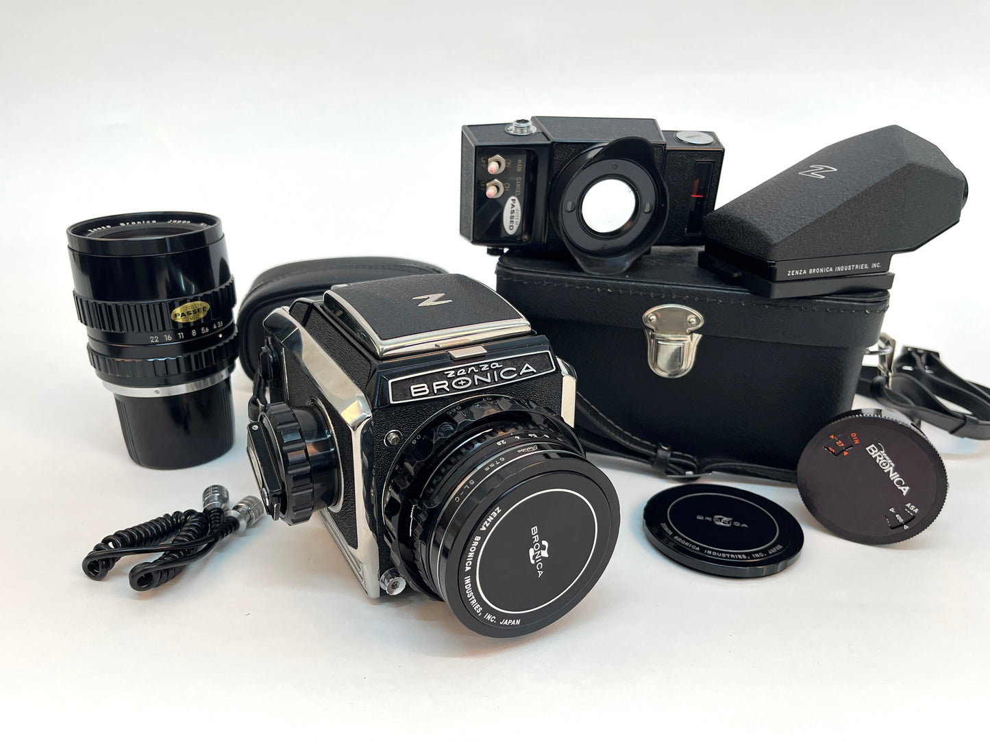 Bronica S2A Medium Format SLR Camera Full Kit MINT