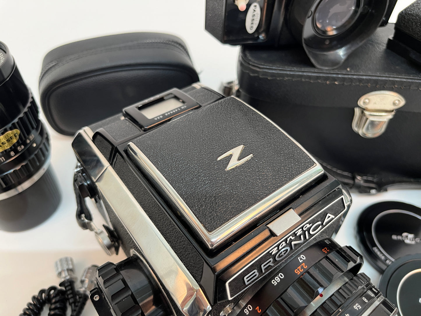 Bronica S2A Medium Format SLR Camera Full Kit MINT
