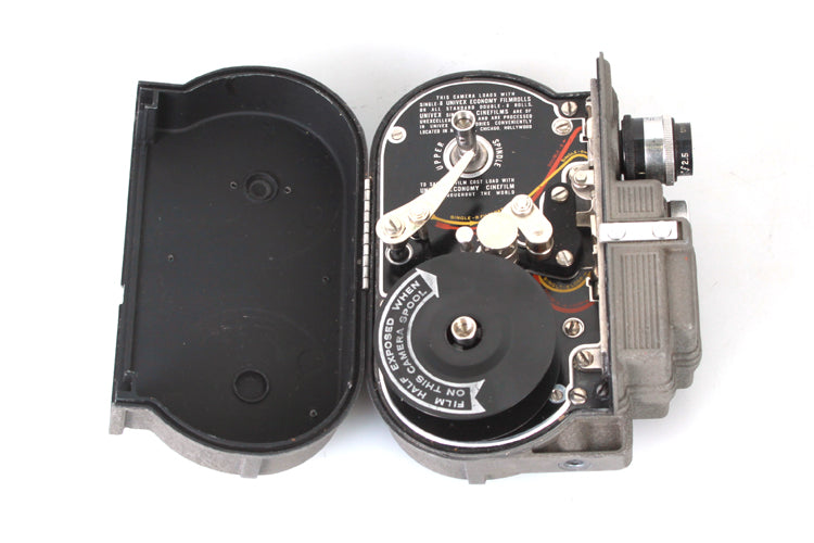 Art Deco Cinemaster II Model G-8 Movie Camera