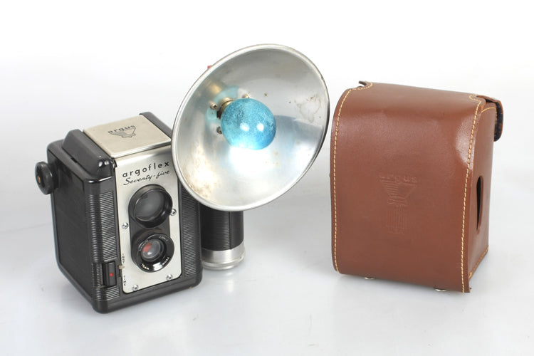 Art Deco Camera Argus Argoflex Seventy-Five w Flash & Case