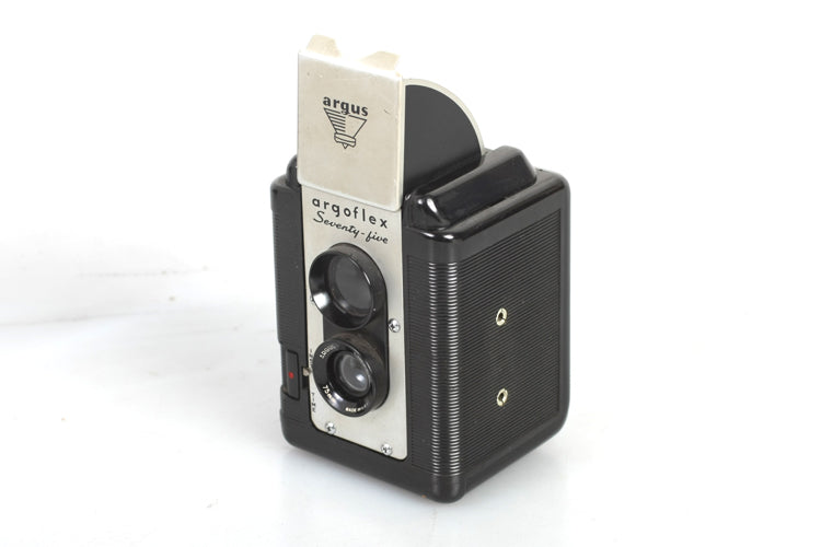 Art Deco Camera Argus Argoflex Seventy-Five w Flash & Case