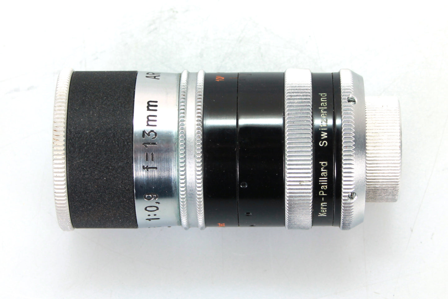 Switar 1:0,9 F=13mm Kern Paillard Lens