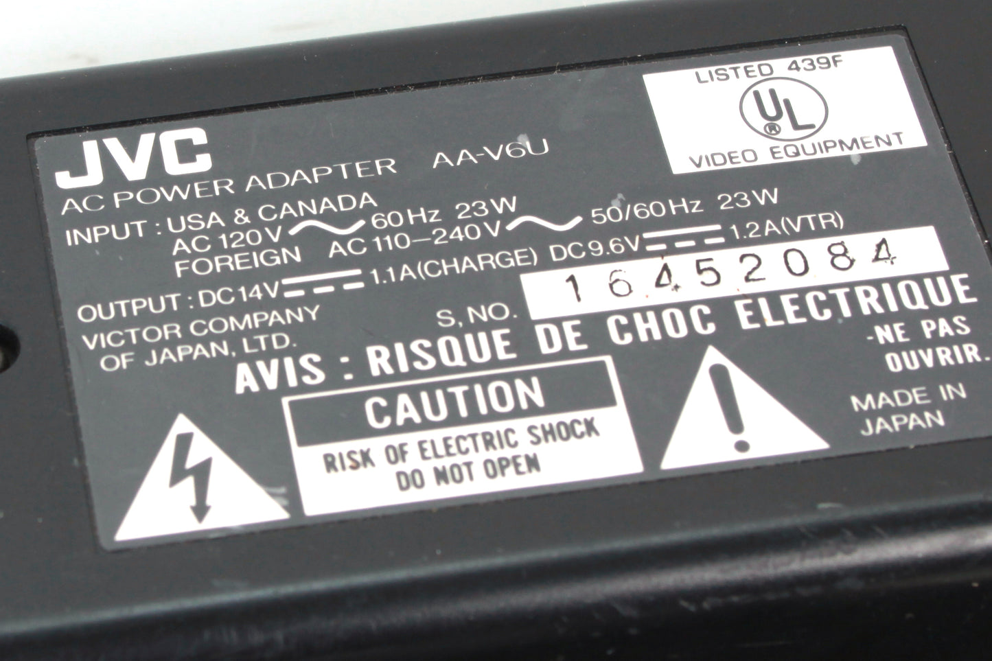 AA-V6U JVC AC Power Adapter Battery Charger for Camcorder 14V 9.6V AAV6U OEM