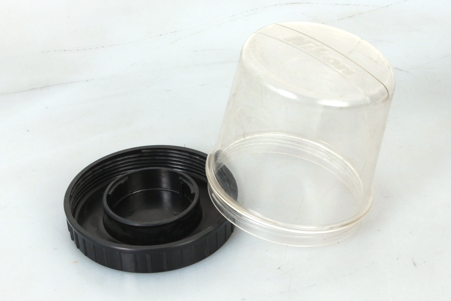 Nikon Nikkor Nippon Kogaku Tokyo Plastic Lens Bubble Case Nikon F Mount