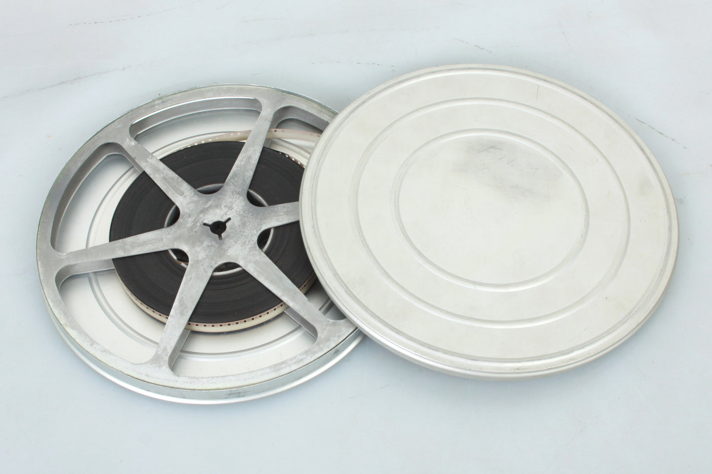 Movie Film 100ft 1960s W 400ft Reel and Can