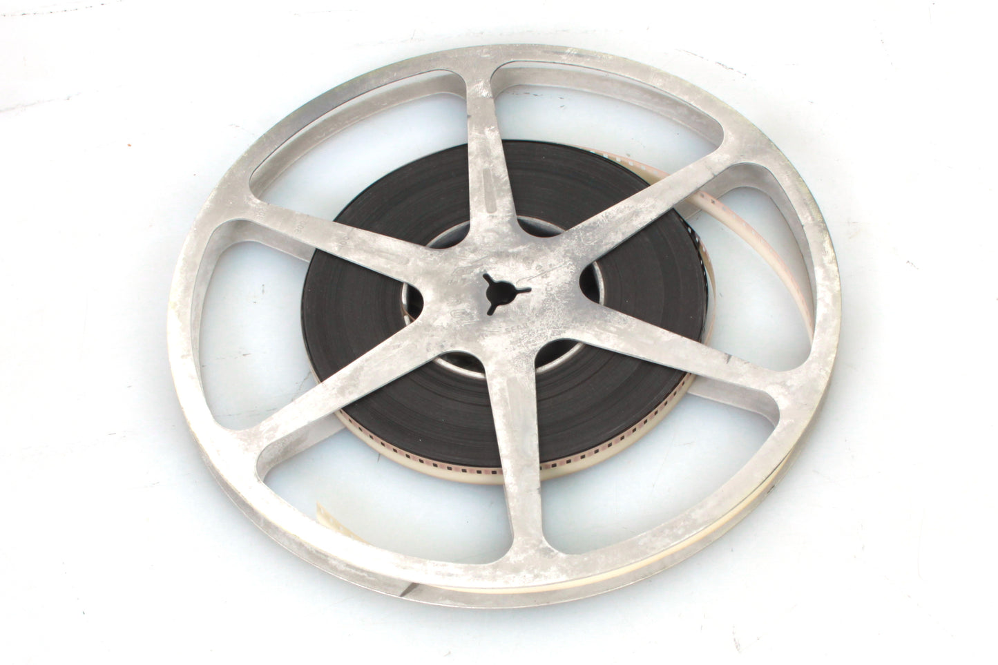 Movie Film 100ft 1960s W 400ft Reel and Can